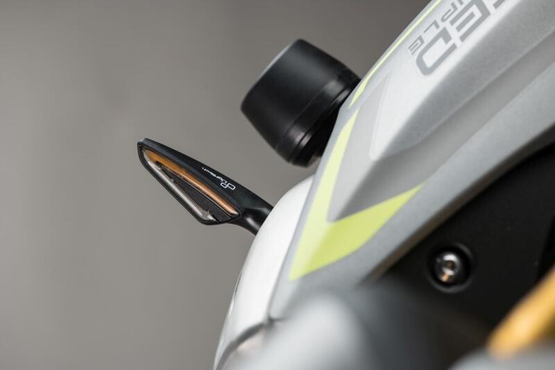 Frecce + luce bianca anteriore ( Coppia Indicatori Omologati E...) Naturale